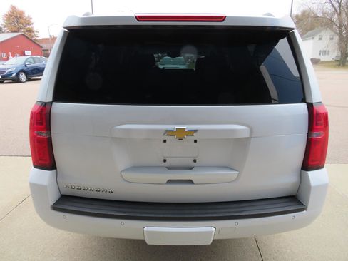 Used 2018 Chevrolet Suburban LT w/ LT Signature Package image 12