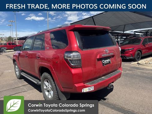 Used 2016 Toyota 4Runner SR5 Premium image 6