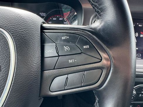 Used 2023 Dodge Charger SXT w/ Blacktop Package image 18