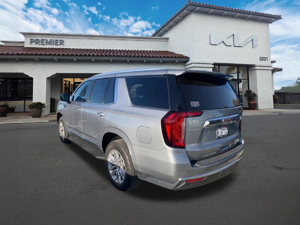 Used 2023 GMC Yukon SLT AWD/4WD image 8
