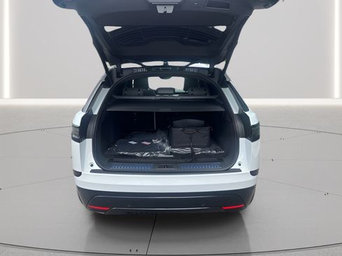 Certified 2026 Land Rover Range Rover Velar Dynamic SE AWD/4WD image 28