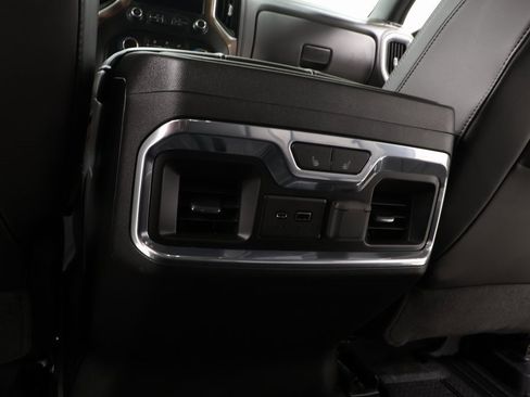 Used 2019 Chevrolet Silverado 1500 High Country image 28