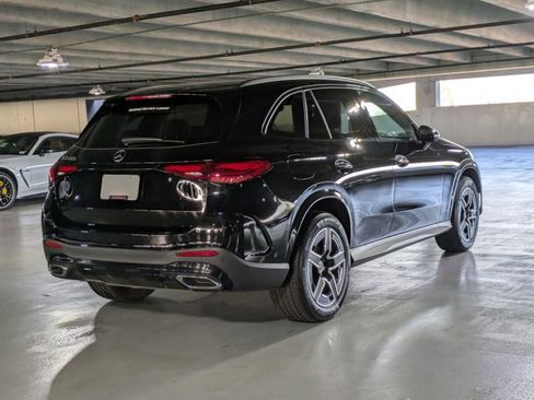 Certified 2025 Mercedes-Benz GLC 300 image 8