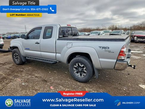 Used 2005 Toyota Tacoma PreRunner image 3