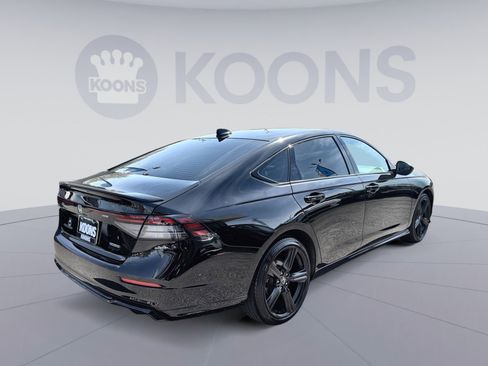 Used 2023 Honda Accord Sport image 7