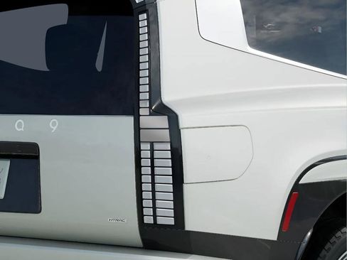 New 2026 Hyundai Ioniq 9 Limited image 10