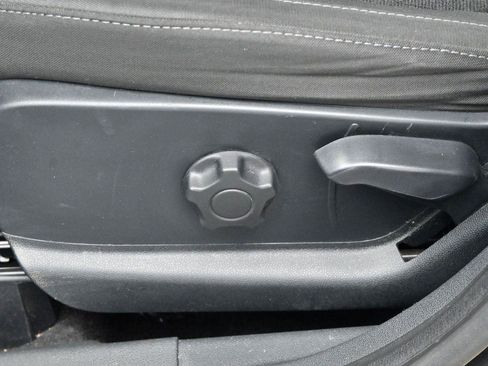 Used 2021 Ford EcoSport SE w/ SE Convenience Package FWD image 14