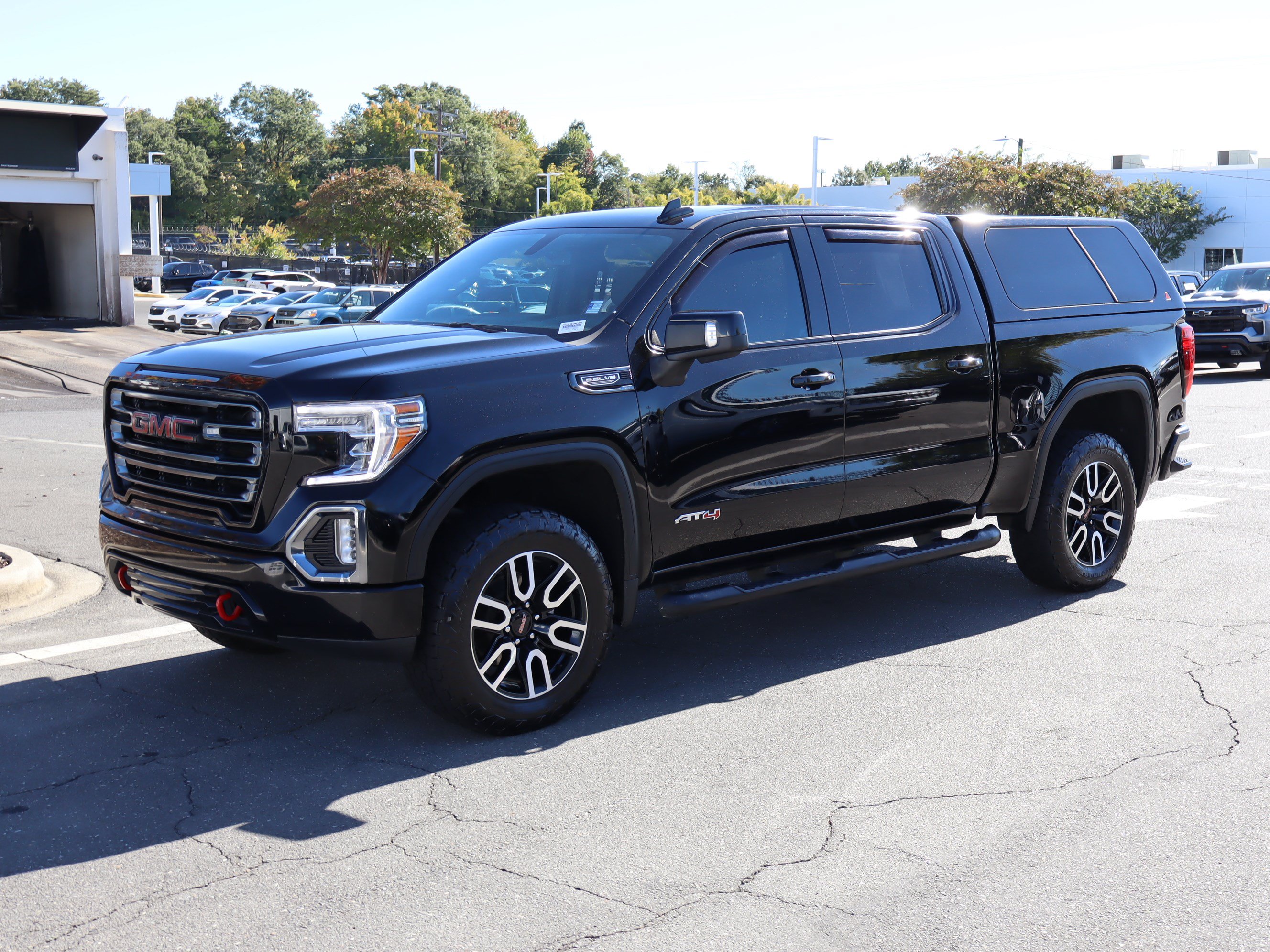 Used 2021 GMC Sierra 1500 AT4 w/ AT4 Preferred Package AWD/4WD image 5