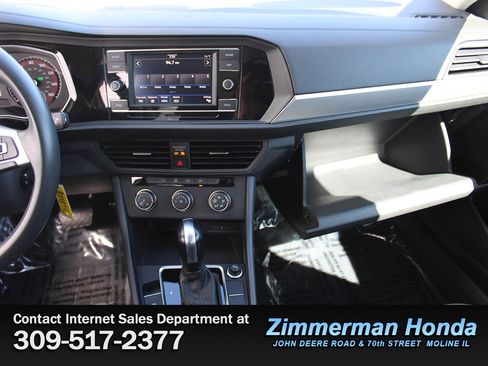 Used 2021 Volkswagen Jetta S w/ Driver Assistance Package FWD image 15