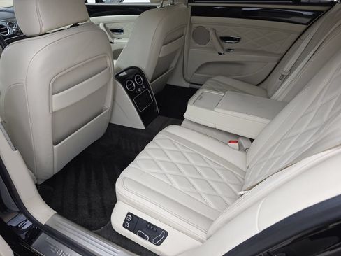 Used 2016 Bentley Flying Spur V8 AWD/4WD image 25