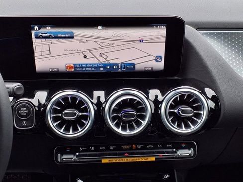 Used 2025 Mercedes-Benz GLA 250 image 5