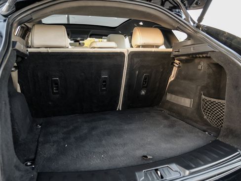 Used 2019 Jaguar E-PACE S image 58