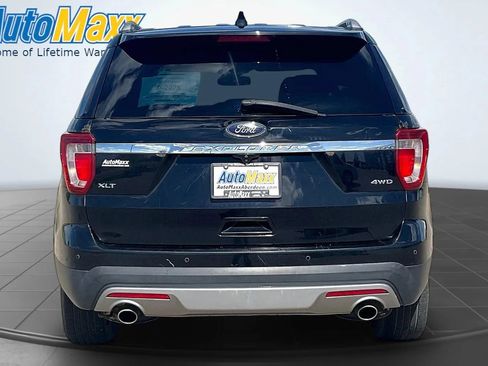 Used 2016 Ford Explorer XLT w/ Equipment Group 202A AWD/4WD image 7