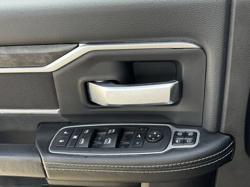 Used 2024 RAM 2500 Big Horn AWD/4WD image 26