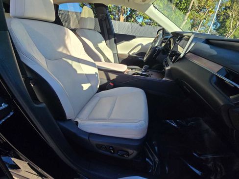 Used 2024 Lexus RX 350h image 11