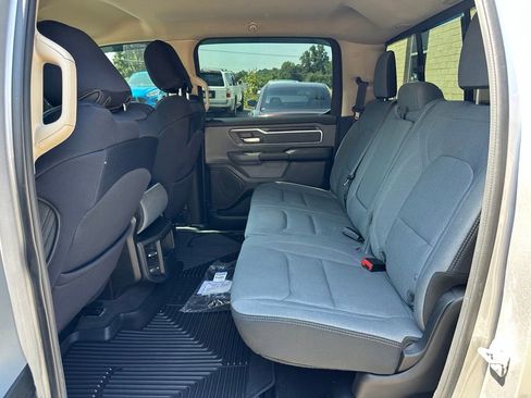 Used 2019 RAM 1500 Big Horn AWD/4WD image 22