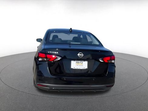 Used 2025 Nissan Versa SV image 12