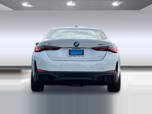 Certified 2023 BMW i4 eDrive40 w/ Premium Package RWD image 9
