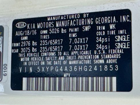 Used 2017 Kia Sorento LX w/ LX Convenience Package image 38