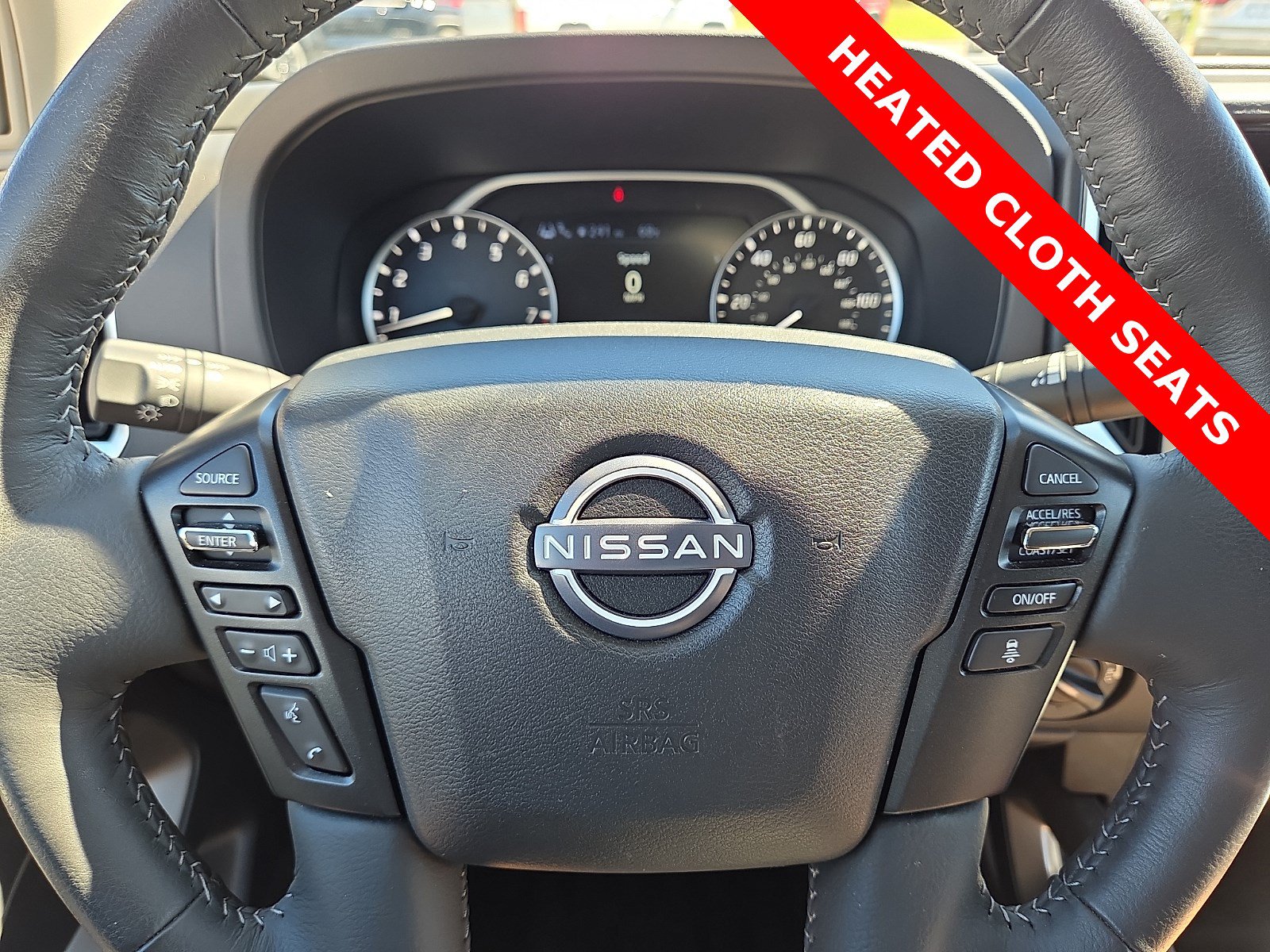 Used 2025 Nissan Frontier SV w/ SV Convenience Package AWD/4WD image 24