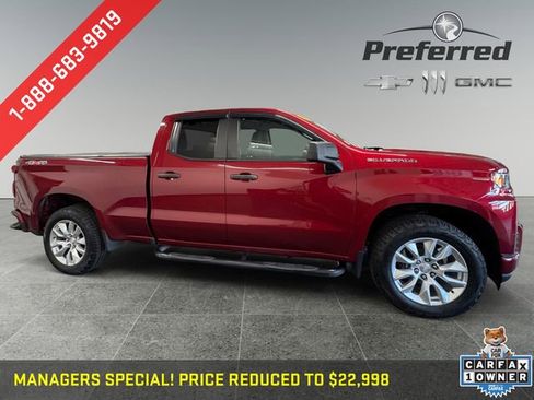 Used 2019 Chevrolet Silverado 1500 Custom w/ Custom Value Package AWD/4WD image 11