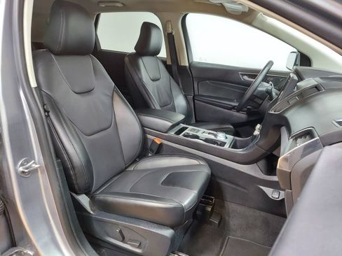 Used 2022 Ford Edge Titanium AWD/4WD image 23