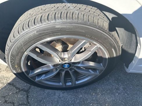 Used 2017 BMW X3 xDrive28i image 12