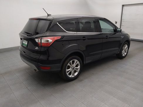 Used 2017 Ford Escape SE AWD/4WD image 10