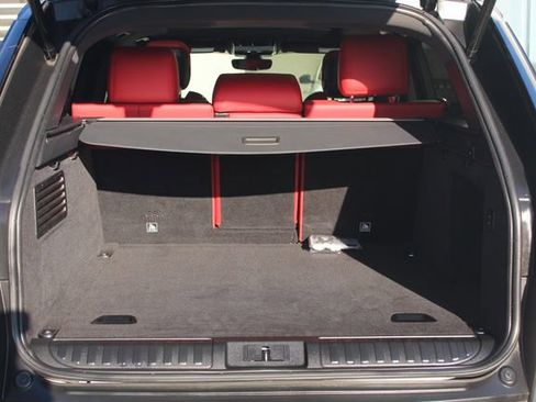 Used 2022 Land Rover Range Rover Sport HST image 12