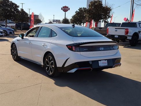 Used 2024 Hyundai Sonata SEL image 2