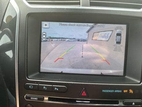 Used 2017 Ford Explorer Limited w/ Equipment Group 301A AWD/4WD image 26