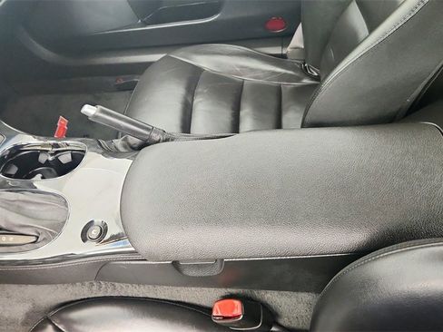 Used 2010 Chevrolet Corvette Coupe w/ 1LT image 20