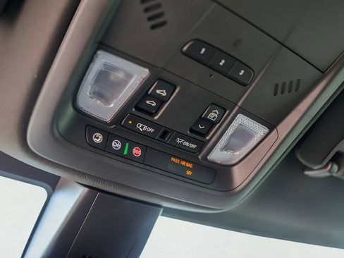 Used 2019 Cadillac XT5 Luxury FWD image 19