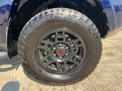 Used 2021 Toyota 4Runner SR5 Premium w/ Moonroof Package image 14