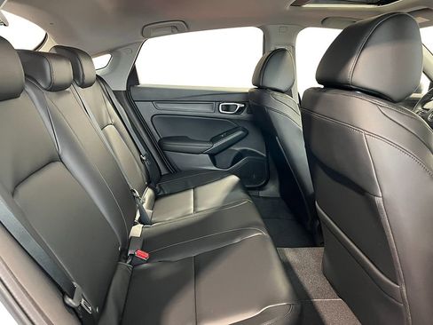 New 2025 Acura Integra image 30