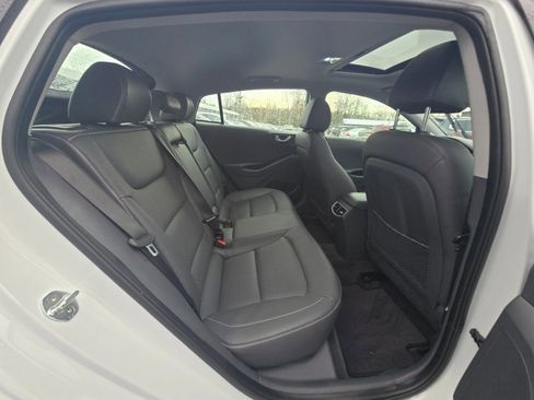 Used 2019 Hyundai Ioniq Limited image 14