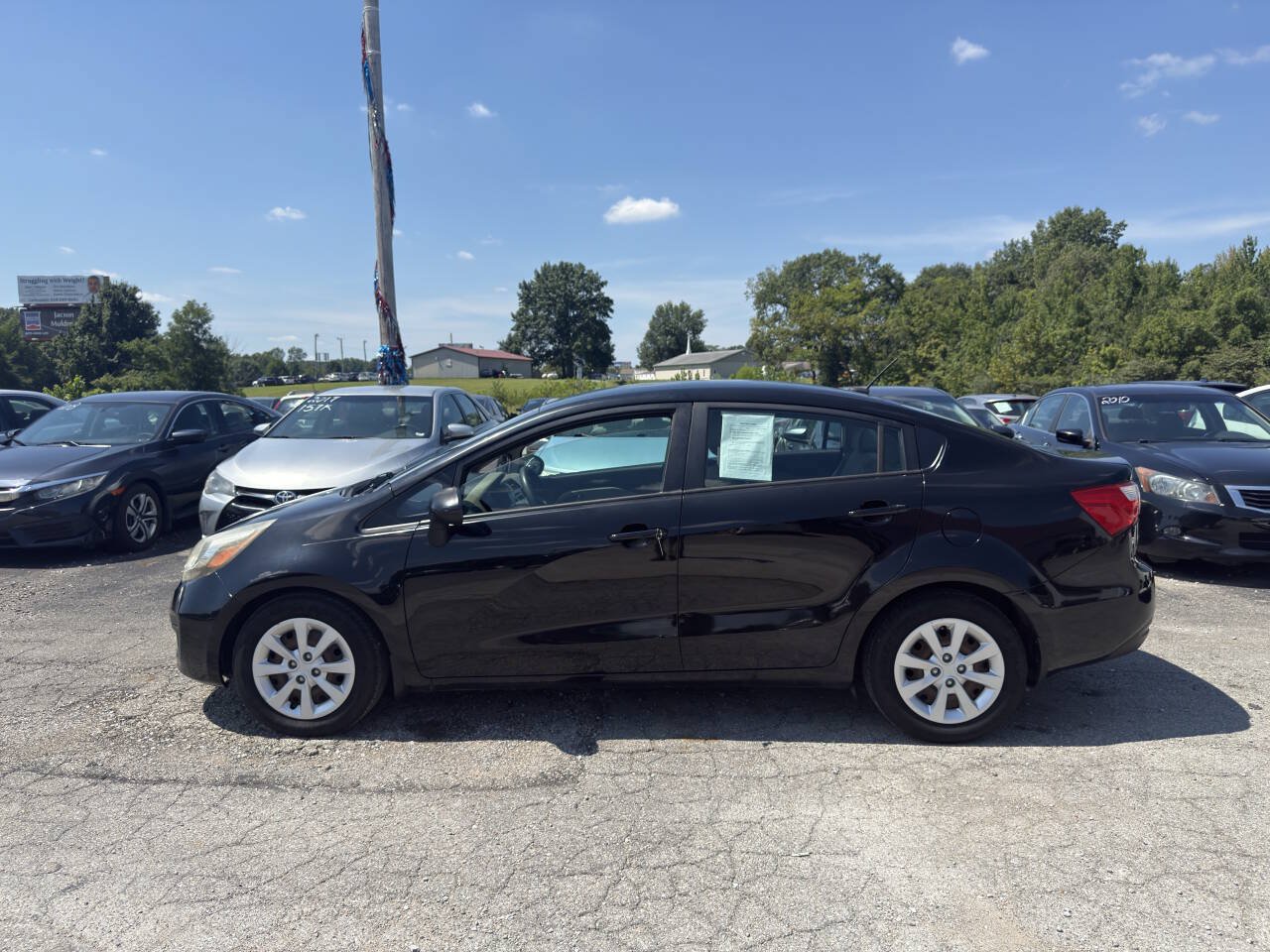 Used 2014 Kia Rio LX FWD image 3