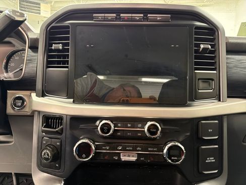 Used 2021 Ford F150 XLT w/ Equipment Group 302A High image 21