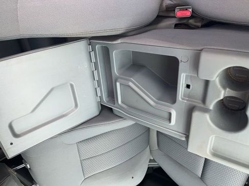 Used 2012 Ford F150 XLT w/ XLT Chrome Pkg image 23