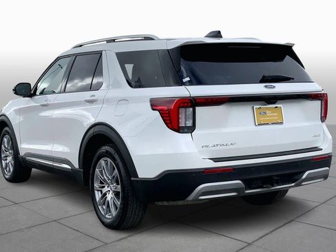 Certified 2025 Ford Explorer Platinum AWD/4WD image 12