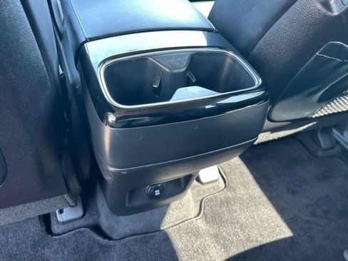 Used 2025 Kia Telluride S FWD image 43