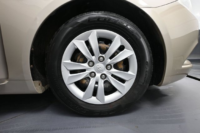 Used 2011 Hyundai Sonata GLS FWD image 11