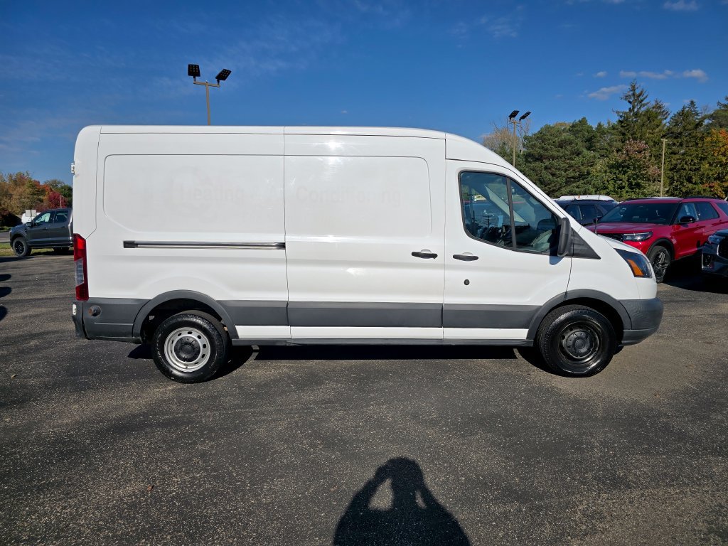 Used 2018 Ford Transit 250 148 Medium Roof RWD image 6