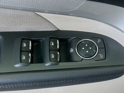 Used 2018 Ford Explorer FWD image 15