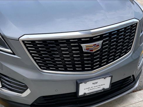 Certified 2025 Cadillac XT5 Premium Luxury image 28