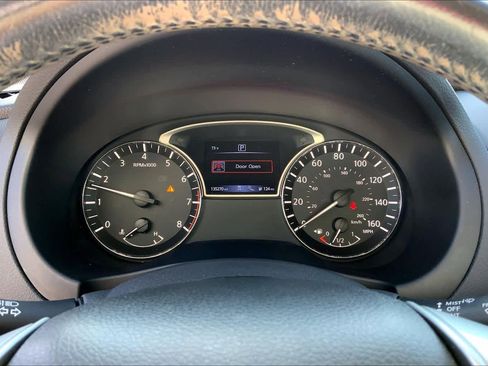 Used 2017 Nissan Altima 2.5 SL w/ 2.5 Technology Package FWD image 25