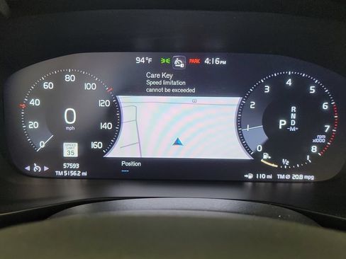 Used 2021 Volvo XC40 T4 R-Design w/ Climate Package FWD image 25