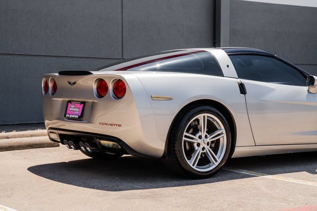 Used 2008 Chevrolet Corvette Coupe w/ Preferred Equipment Group RWD image 53