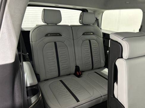 Used 2024 Rivian R1S Adventure image 25