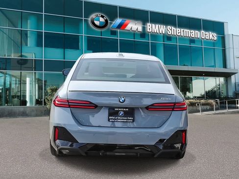 New 2026 BMW 530i w/ M Sport Package RWD image 5